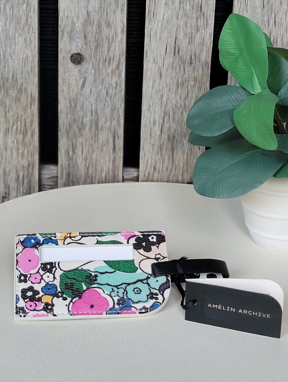 Amelin Archive Floral Printed Leather Luggage Tag with Black Strap- Pink & Green - Picture 3 of 5